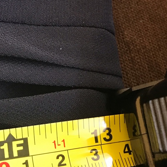 Black Da Vinci Mermaid Formal Dress SZ. S
Dress has sequins on Shoulders… - Picture 14 of 16